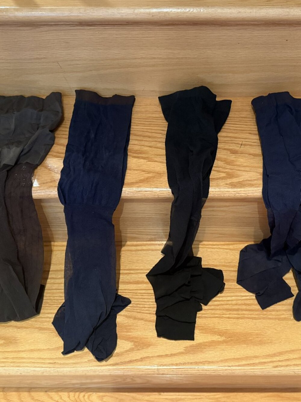 Four pair of sheer pantyhose Size CD